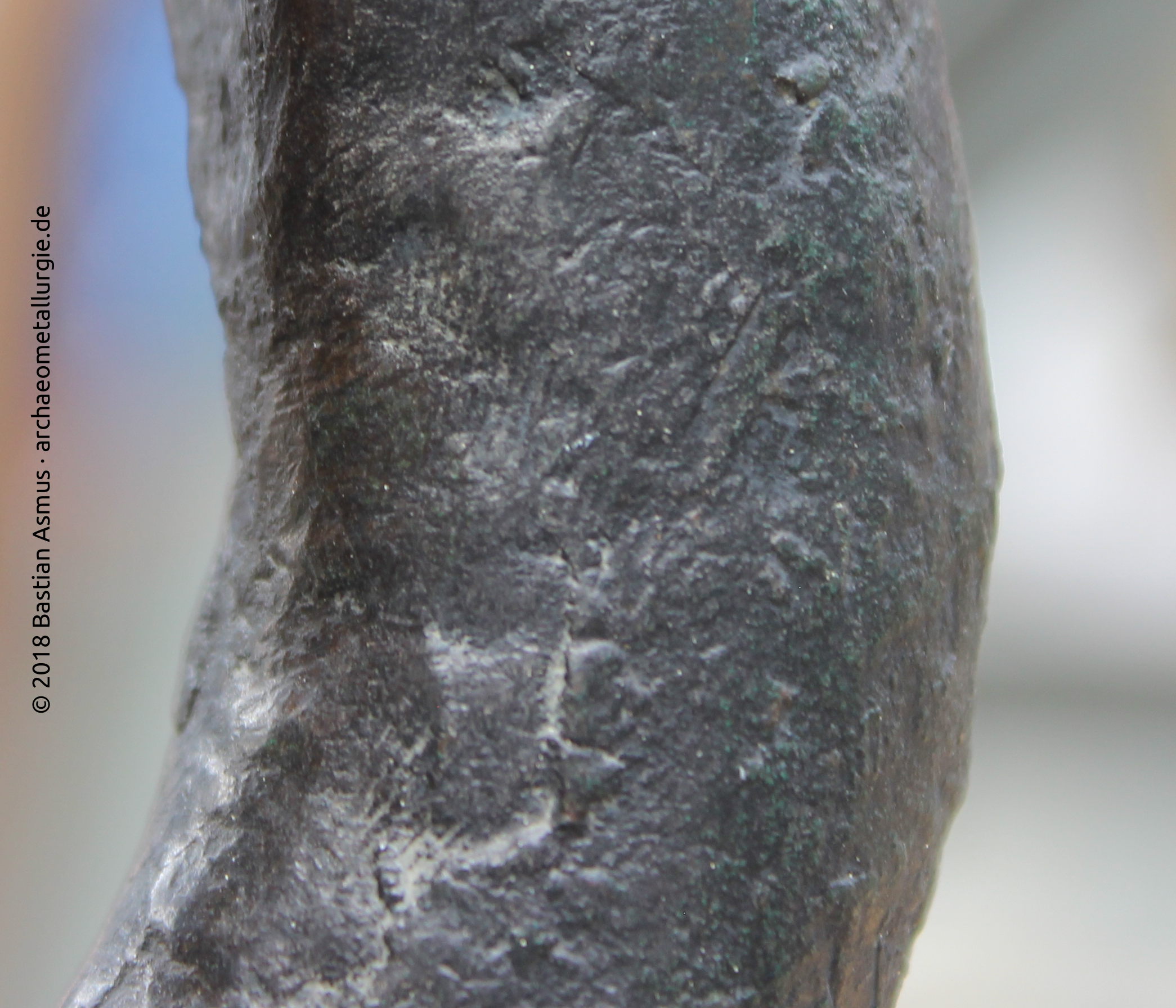 1000 year old fingerprints on Romanesque bell detected.