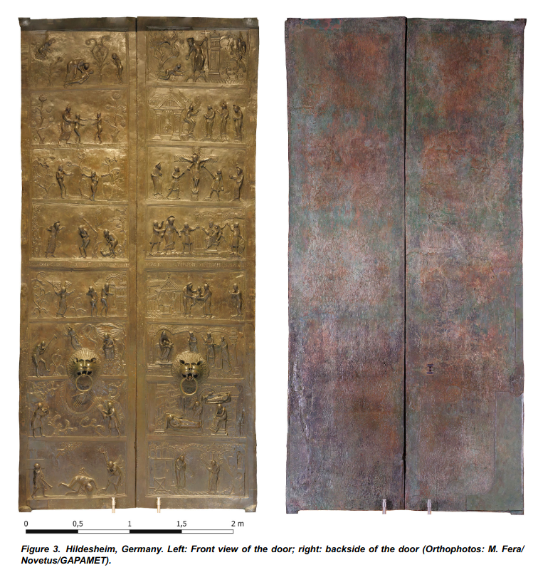 Ein aus Photogrammetriedaten errechnetes Orthophoto der Türen von Hildesheim.